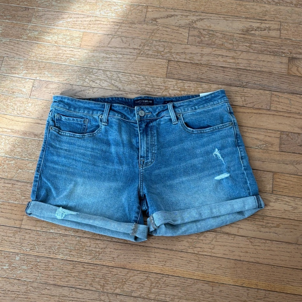 NWT Lucky Brand Roll Up Size 12/31